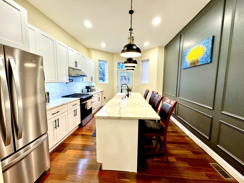 Shared gourmet kitchen - 1906 Madison Ave