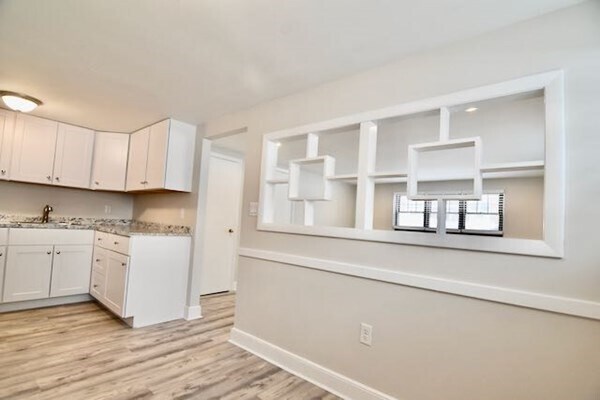 Building Photo - 90 E Squantum St