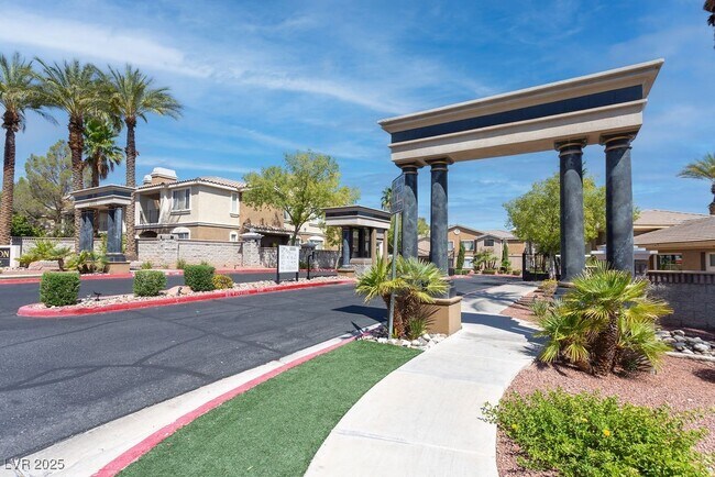 Building Photo - 2900 Sunridge Heights Pkwy