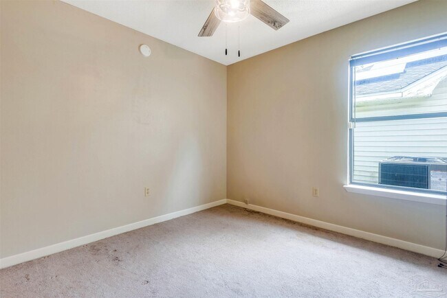 Building Photo - 1711 Bennetts End