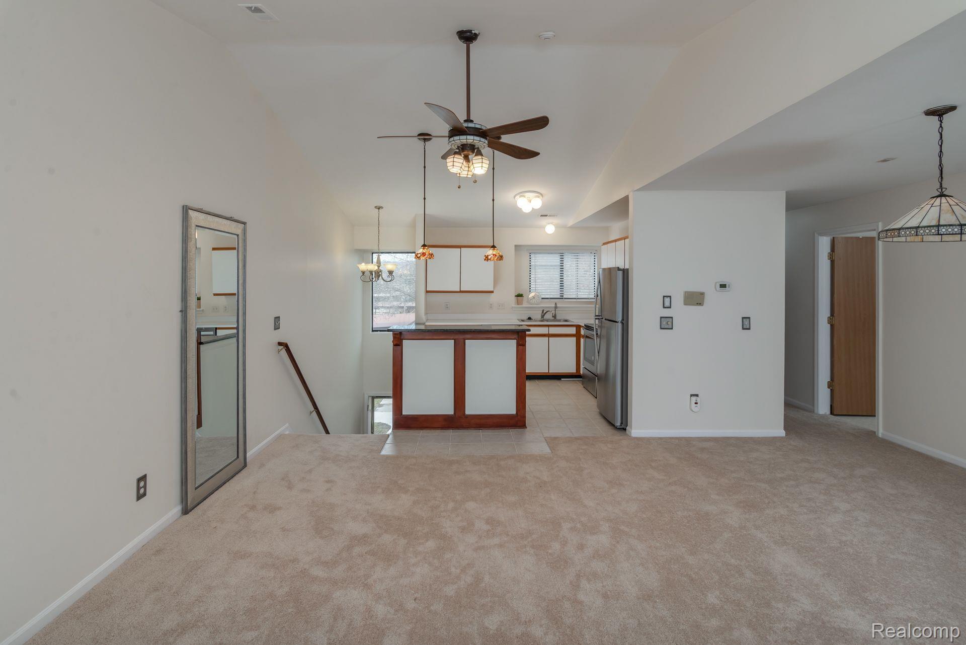 Building Photo - 42741 Lilley Pointe Dr