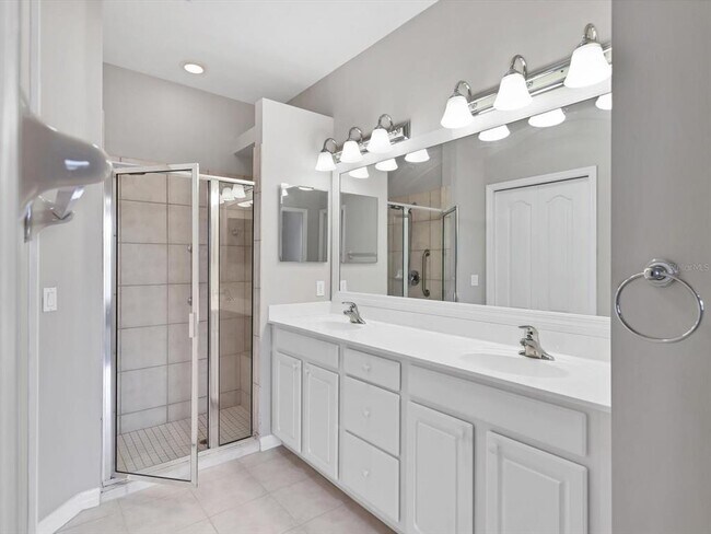 Building Photo - 7021 Woodmore Terrace