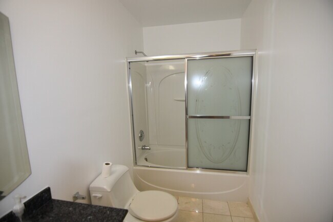 Building Photo - 1702 N Waterman Ave