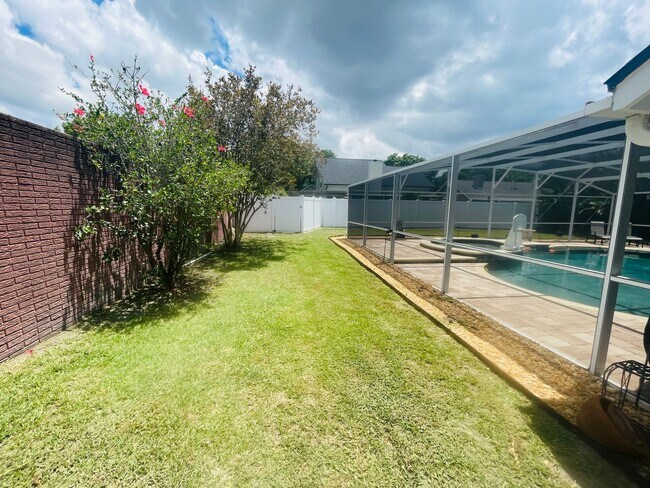 Building Photo - Pool Home BRYN MAWR-5328 Rockbourne Ct Orl...
