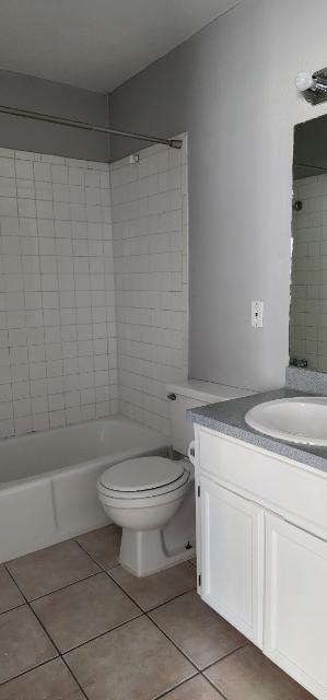 Building Photo - 6900 Old Quarry Ln