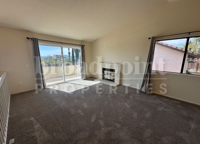 Building Photo - 2148 Skyview Glen