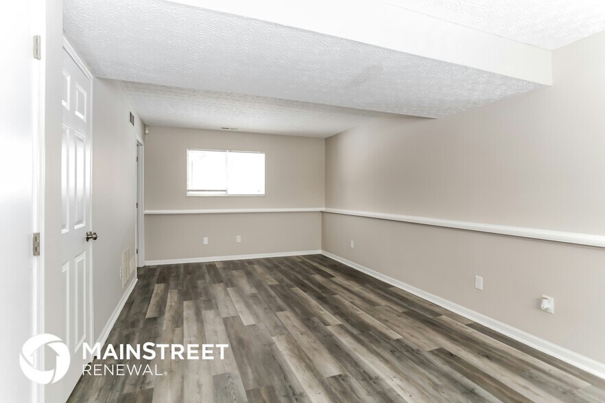 Building Photo - 2980 Blue Moon Dr