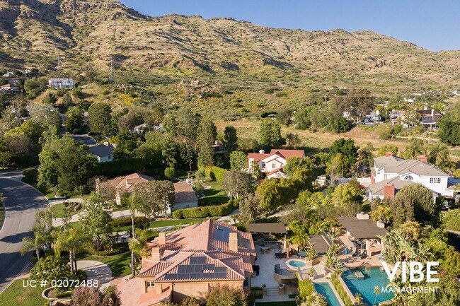 Building Photo - Rare Grand Estate in North Ranch — Resort Living at Its Finest