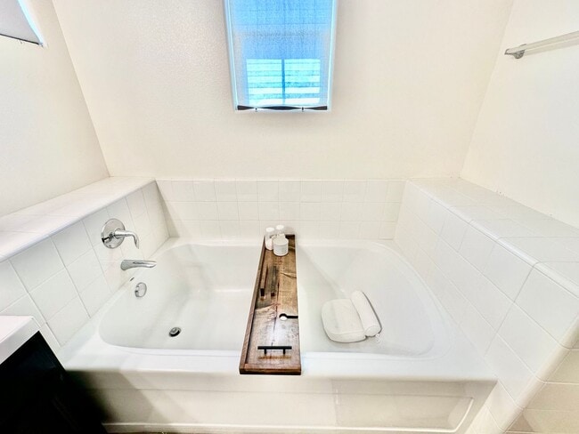 Building Photo - Newly Built 3/2.5 Bonadelle Home in Riverstone Community