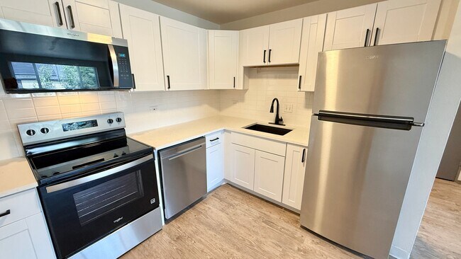 Kitchen 2 - The Sloan