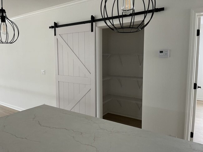 Building Photo - 4208 Long Lake Way