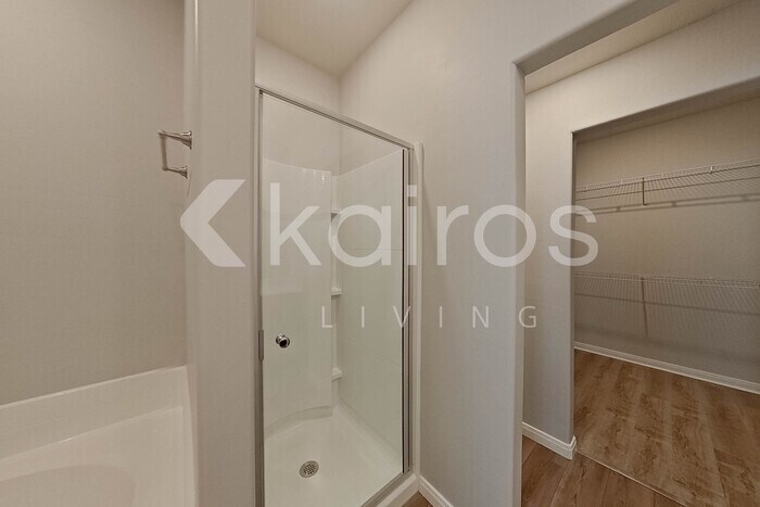 Building Photo - 825 NW 4th St