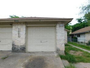 Building Photo - GCC Properties I LP Management Acct2 (1002 Fieldwood Dr)