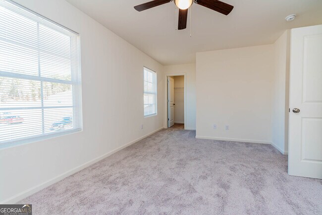 Building Photo - 307 Gazebo Dr