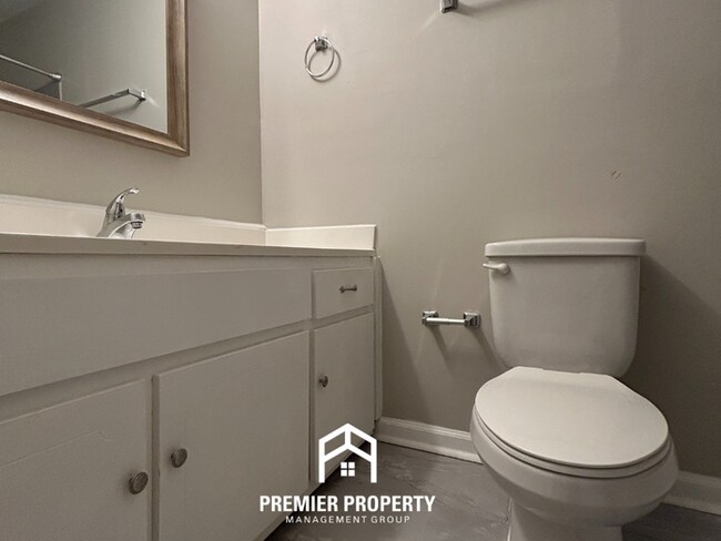 Building Photo - 8288 Cedarbrush Dr