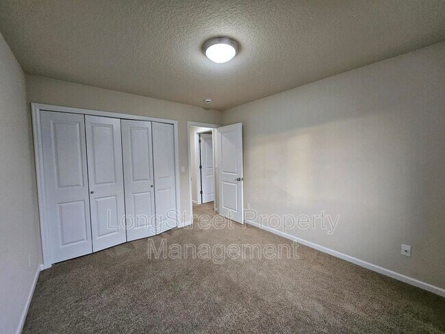 Building Photo - 6355 SE Imagine Way