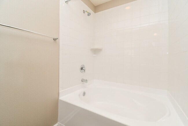 Building Photo - 3442 Canyon Falls Dr