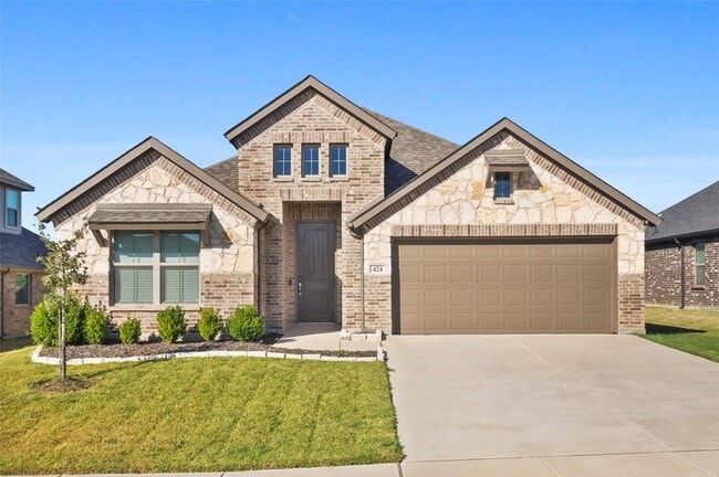 Primary Photo - 424 Molly Ln