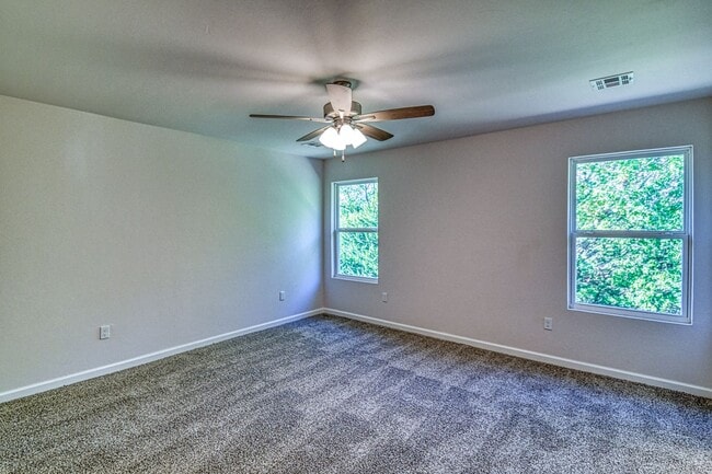 Building Photo - Brand New Construction!  Lawn care included!