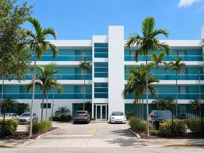 Building Photo - 652 NE 63rd St