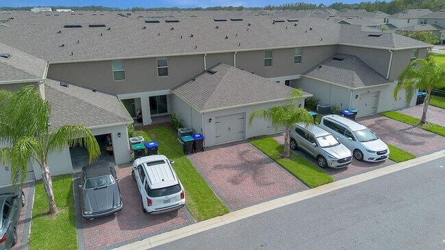 Building Photo - 12035 Holystone St