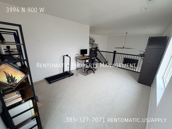 Building Photo - 3994 N 900 W