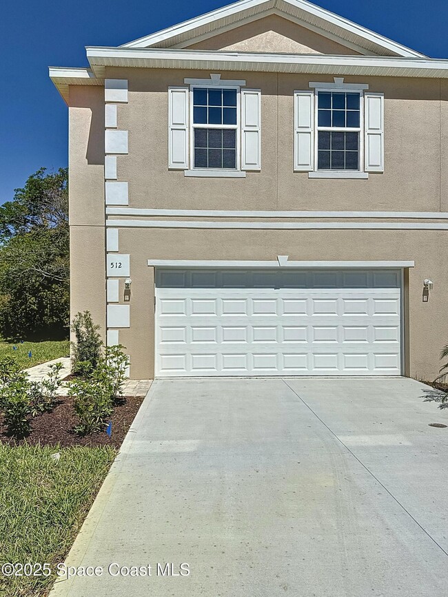 Building Photo - 512 L M Davey Ln