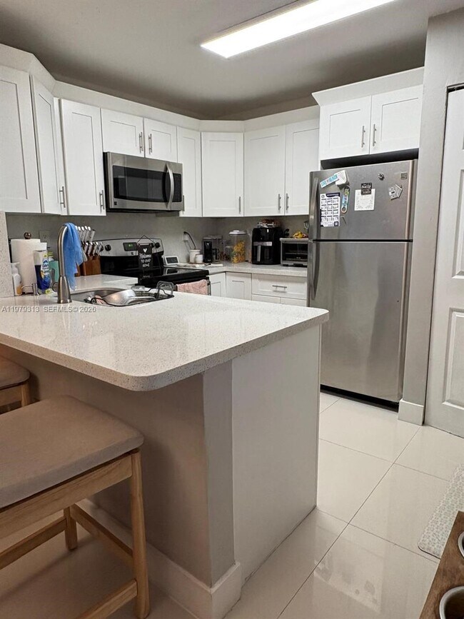 Building Photo - 10280 NW 9th St Cir