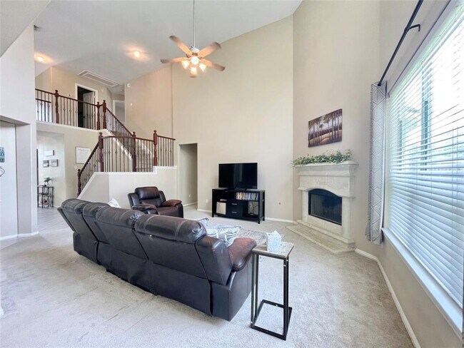 Building Photo - 33010 Greenfield Forest Dr