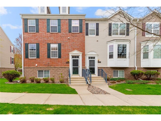 Building Photo - 15726 Frisian Ln