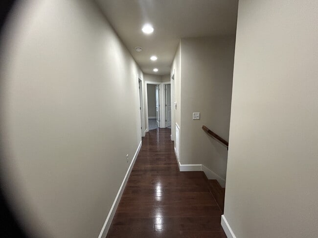 Building Photo - "Charming 3-Bed Condo in Cookeville with Granite Touches and Spacious Living!"