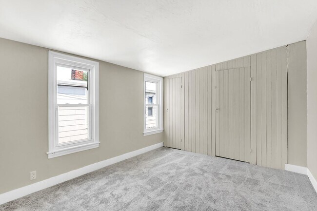 Building Photo - Cozy 3 Bedroom, 1 Bath Home in York, Pa!