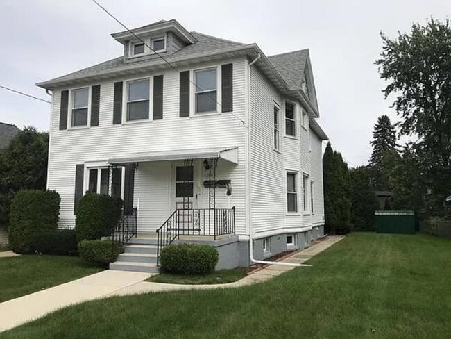 Primary Photo - 1325 S 9th St