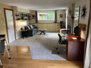 Building Photo - 1691 Parrish St