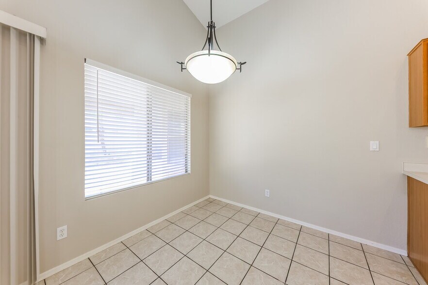 Building Photo - 9166 W Melinda Ln