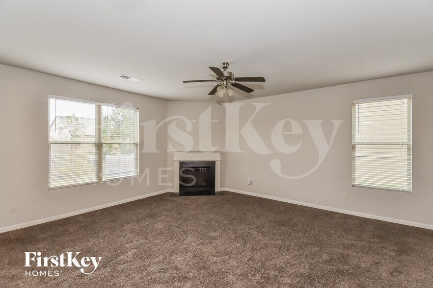 Building Photo - 4682 Brookwood Pl