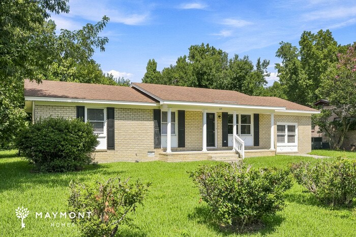 Building Photo - 109 Wisteria Rd
