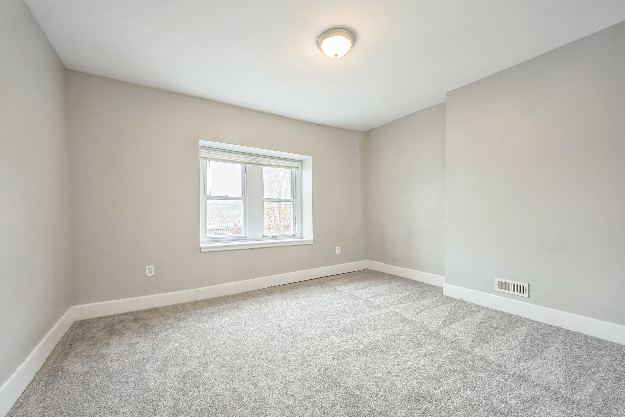 Building Photo - 3943 Terrace St
