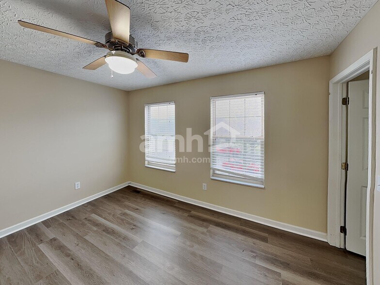 Building Photo - 522 Hunnicut Dr