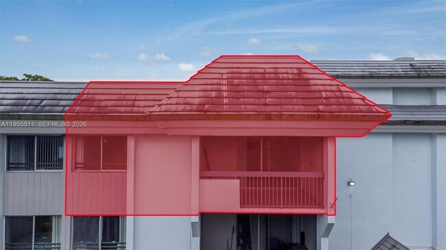 Building Photo - 711 N Pine Island Rd