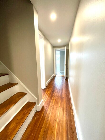 2nd floor hallway - 4680 Umbria St