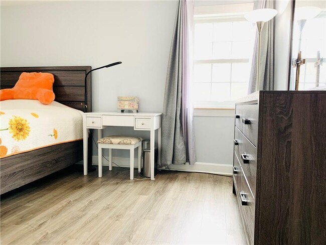 Building Photo - 35 Ashumet Rd