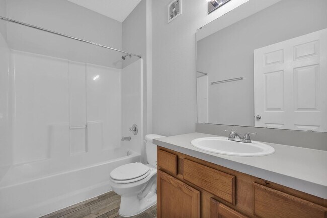 Building Photo - Limited-Time Rental Deal with move-in BONUS