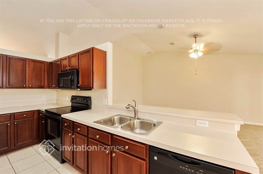 Building Photo - 6705 Clair Shore Dr