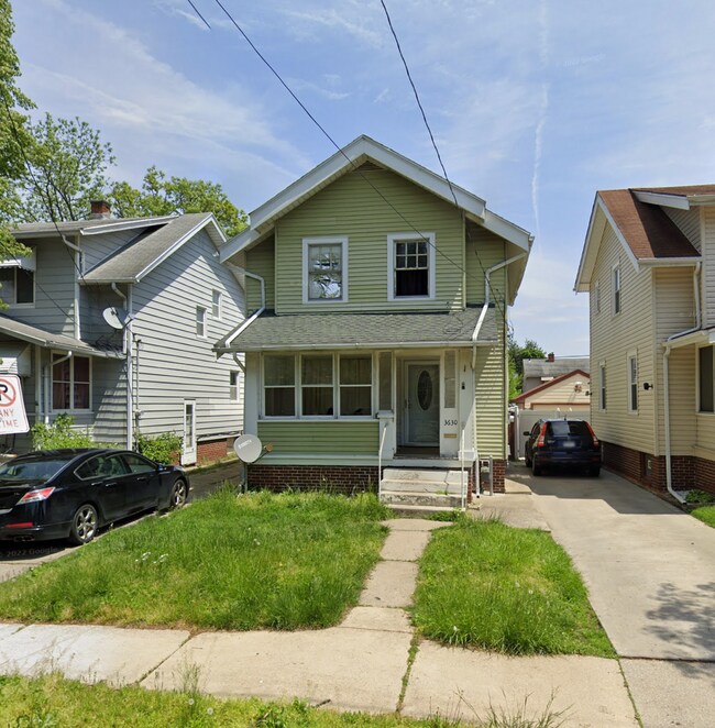 Building Photo - 2243 Consaul St