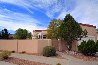 Building Photo - 5809 Vulcan Vista Dr NE