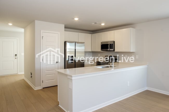 Building Photo - 17773 TIPPER LN