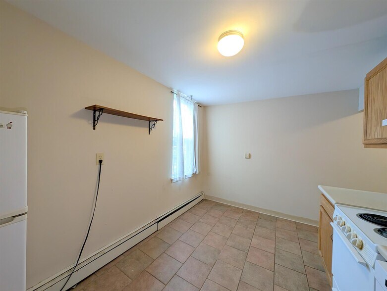 Building Photo - 288 Prospect St