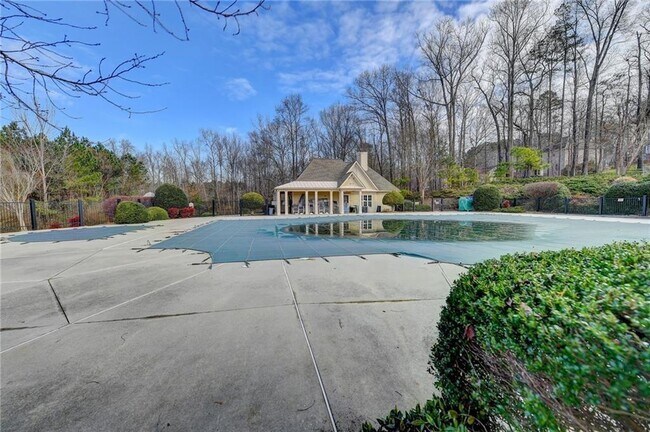 Building Photo - 350 Gaines Oak Way