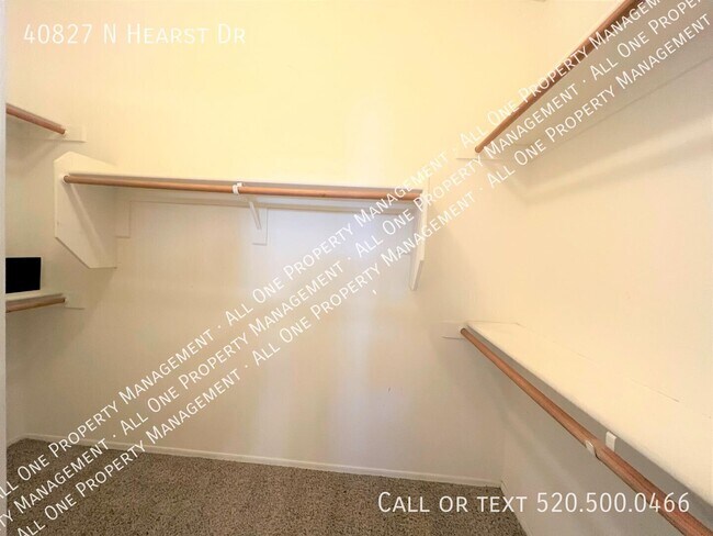 Building Photo - 40827 N Hearst Dr